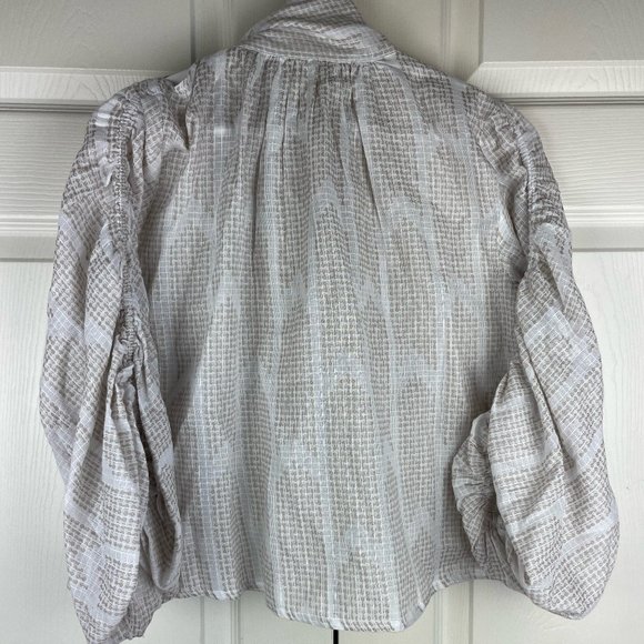 dRa Los Angeles Arrow Print Blouse in Beige Tie Neckline XS NEW - Picture 6 of 9